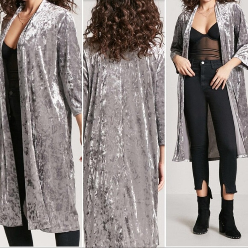 GREAT CONDITION F21 Grey Velvet Duster